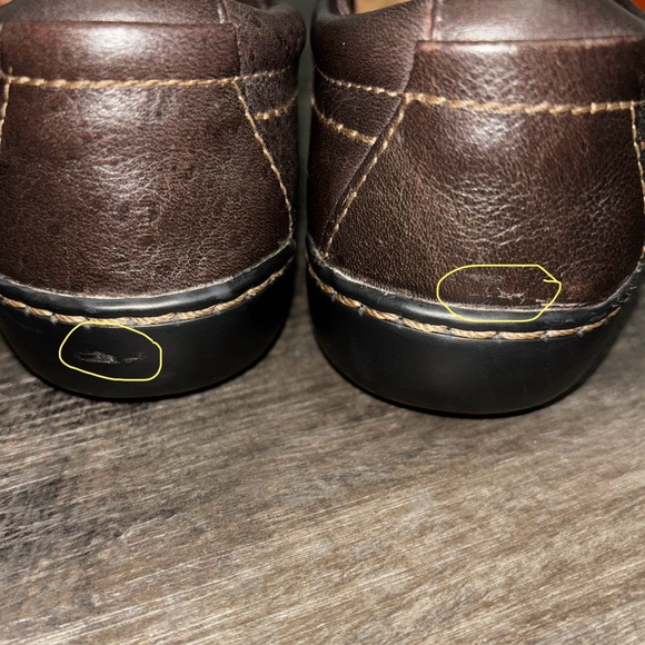 Clarks Collection Ashland Glow, Brown Leather Loafer, EUC - Picture 12 of 12